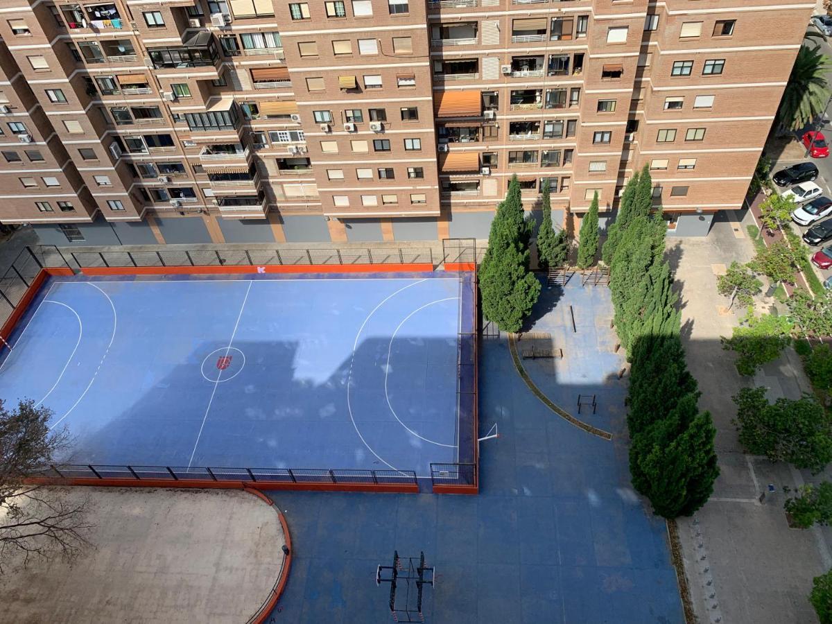 Habitacion Con Cama Individual, Piso Compartido En Avenida Blasco Ibanez Valencia Buitenkant foto
