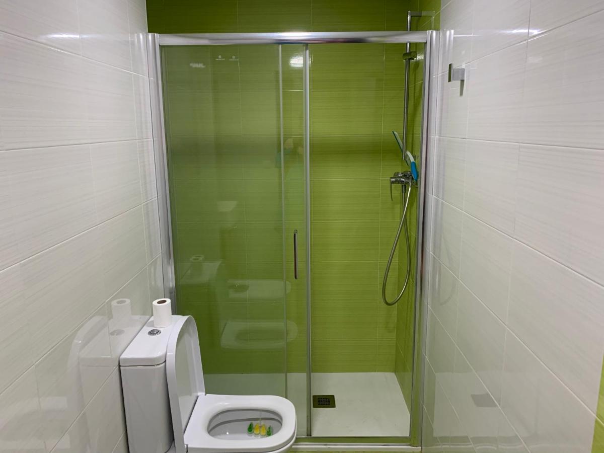 Habitacion Con Cama Individual, Piso Compartido En Avenida Blasco Ibanez Valencia Buitenkant foto