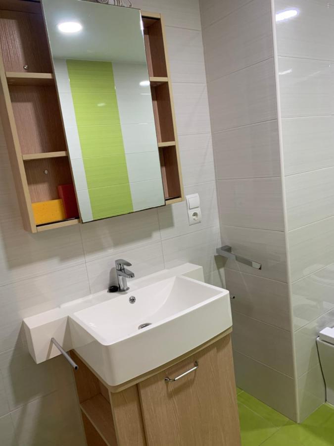 Habitacion Con Cama Individual, Piso Compartido En Avenida Blasco Ibanez Valencia Buitenkant foto
