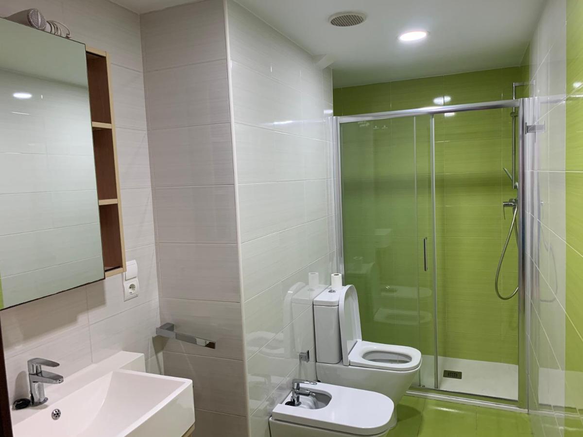 Habitacion Con Cama Individual, Piso Compartido En Avenida Blasco Ibanez Valencia Buitenkant foto